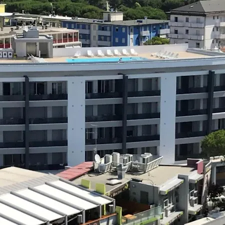 Apartment Prime Location Flat With Rooftop Pool *